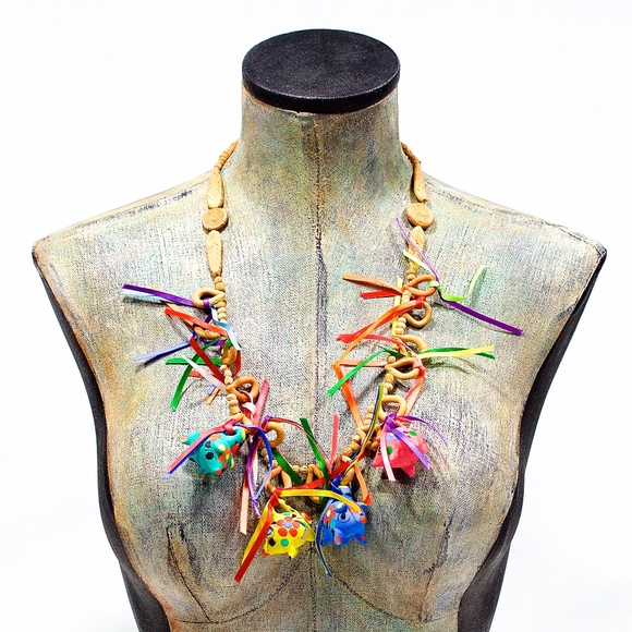 VTG 80's Mexican Fiesta Ceramic Piggy Necklace - Picture 1 of 4